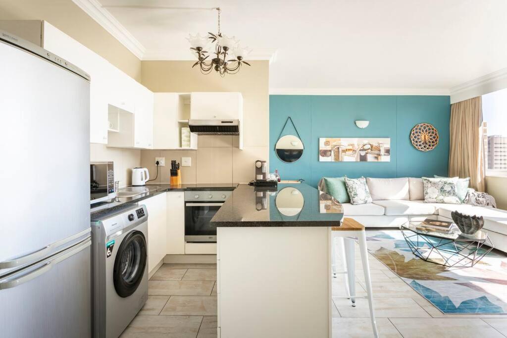 Perspectives On Roeland Apartment Kapstadt